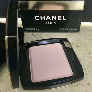 new Chanel authentic  Perfecting Powder